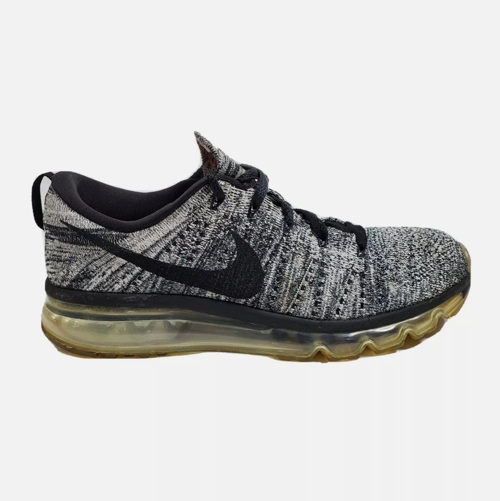 Nike Flyknit Max Womens Size 8.5 Oreo Shoes